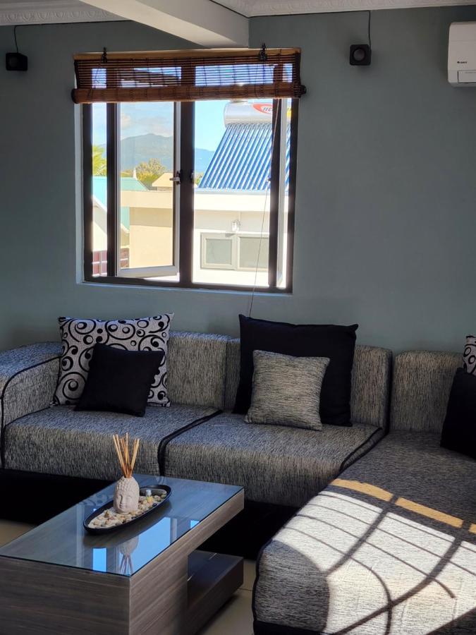 Sunsetview Beach Apartment Flic-en-Flacq المظهر الخارجي الصورة