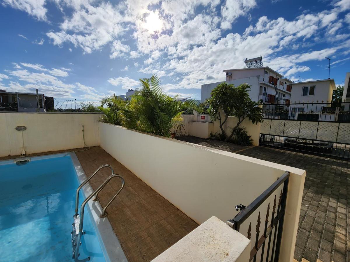 Sunsetview Beach Apartment Flic-en-Flacq المظهر الخارجي الصورة
