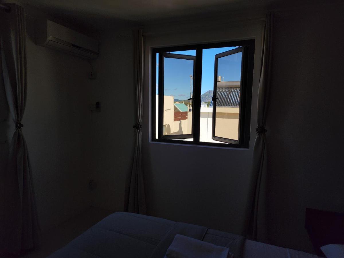 Sunsetview Beach Apartment Flic-en-Flacq المظهر الخارجي الصورة